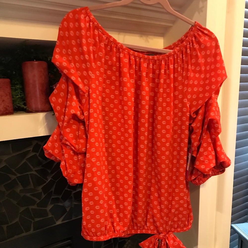 Vince Camuto puff sleeve blouse NWT medium